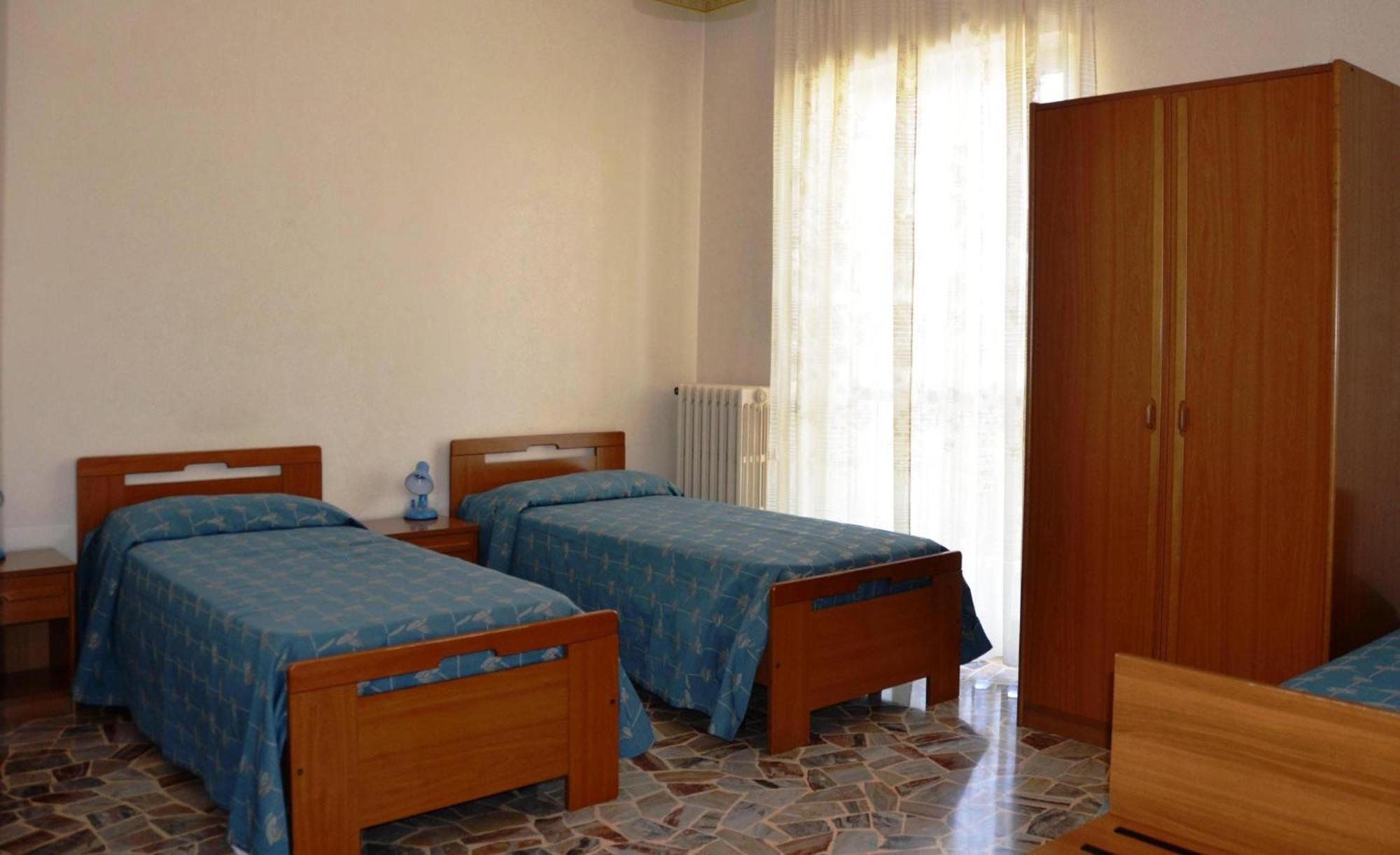 Hotel A-14 Modugno Ruang foto