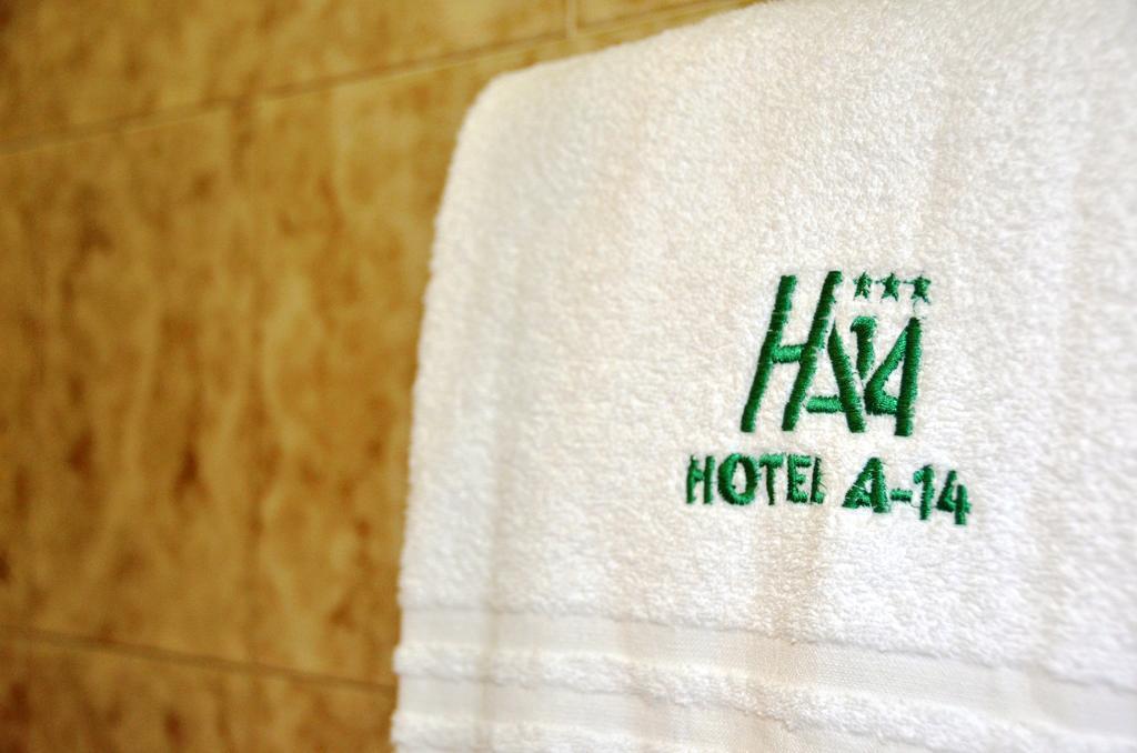 Hotel A-14 Modugno Ruang foto