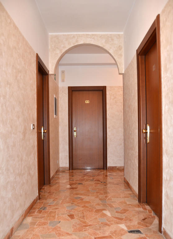 Hotel A-14 Modugno Bagian luar foto