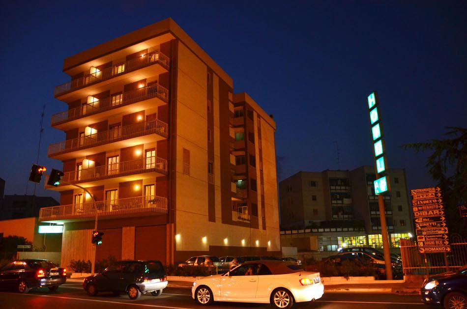 Hotel A-14 Modugno Bagian luar foto