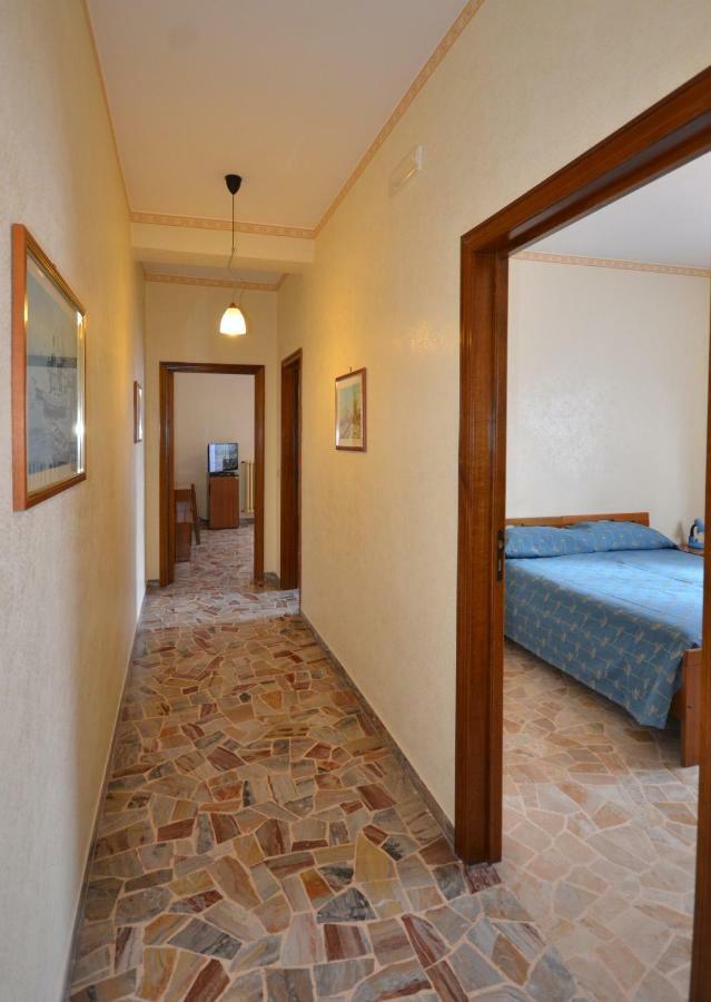 Hotel A-14 Modugno Bagian luar foto